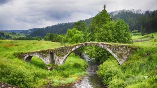 bulgaria stone bridge